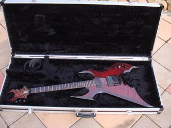 hardrock guitar with case